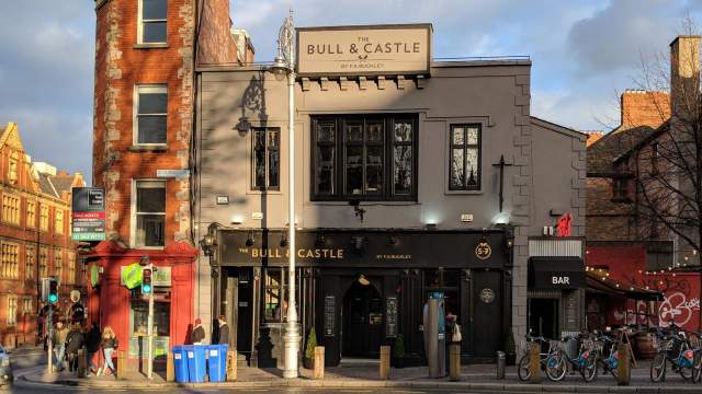 Image of Bull and Castle Bar